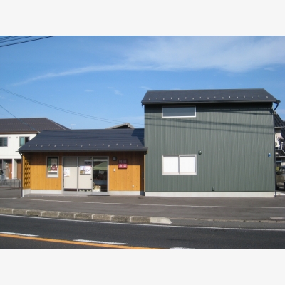 岡清木芸　店舗
